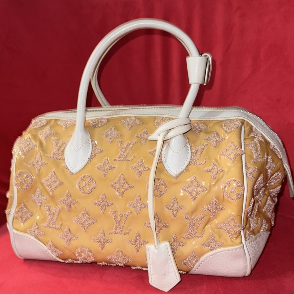 Louis Vuitton Limited Edition Rose Monogram Bouclettes Speedy Round Bag - Picture 1 of 16